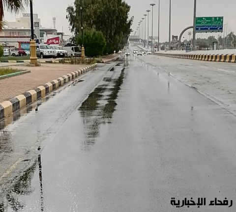 هطول أمطار على محافظة رفحاء بالسعودية